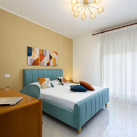 Casa Beatrice - Parcheggio Privato Interno アパート トラーパニ